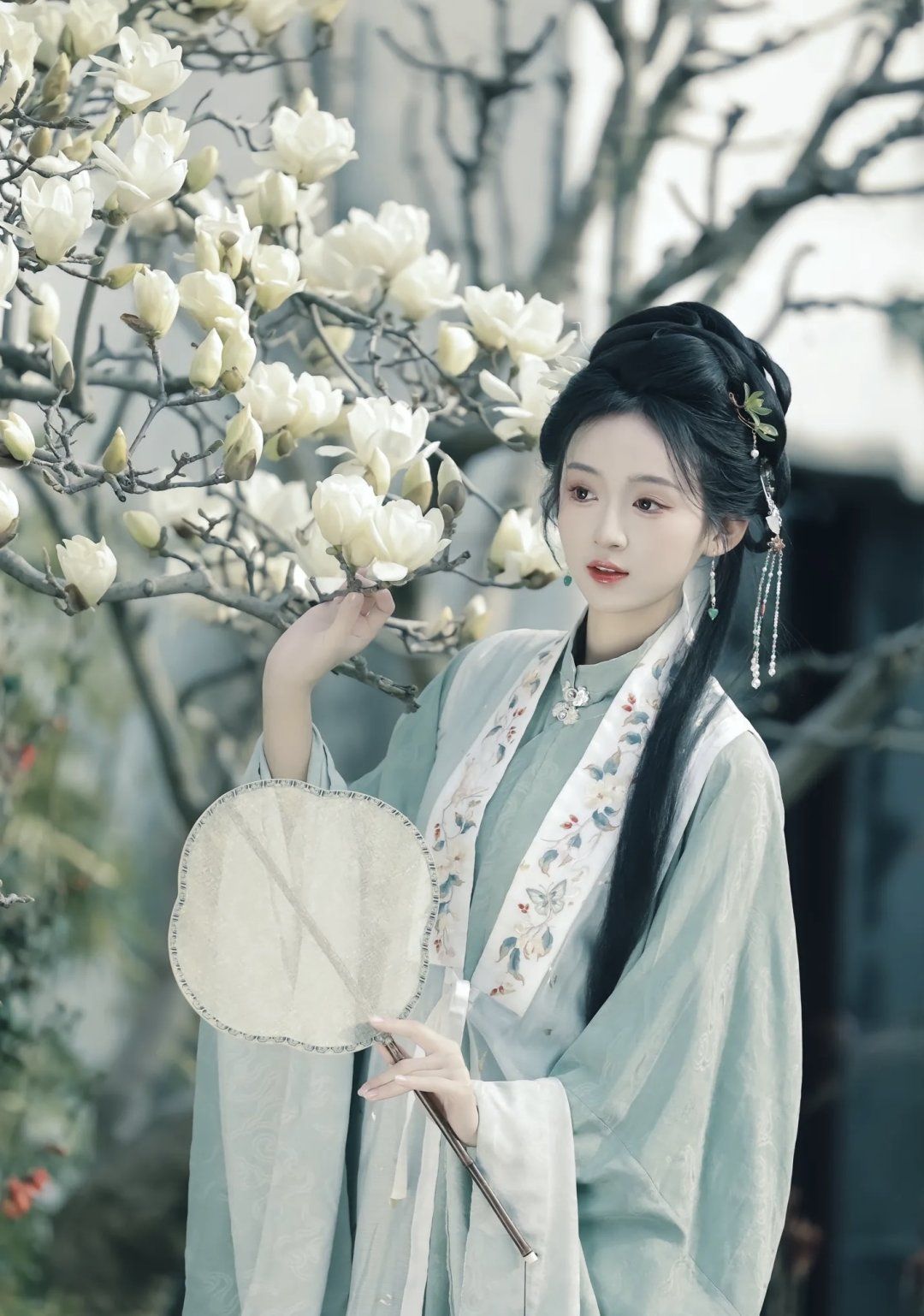 易姝专业形象照 - 短剧演员模特时尚摄影封面